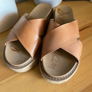 Sam Edelman Crossover Platform Slides
